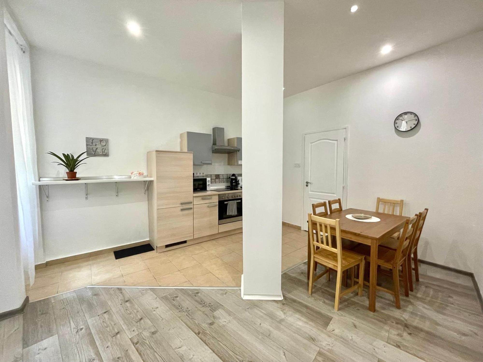 Relax Home With 2 Bedroom, 2 Bathroom For 6 People In The City Centre Free Coffee Budapest Exterior photo